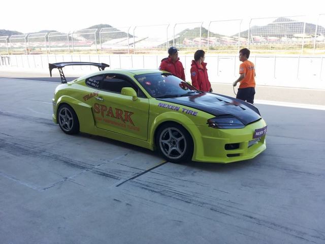 1394352_10201441460897426_464306992_n